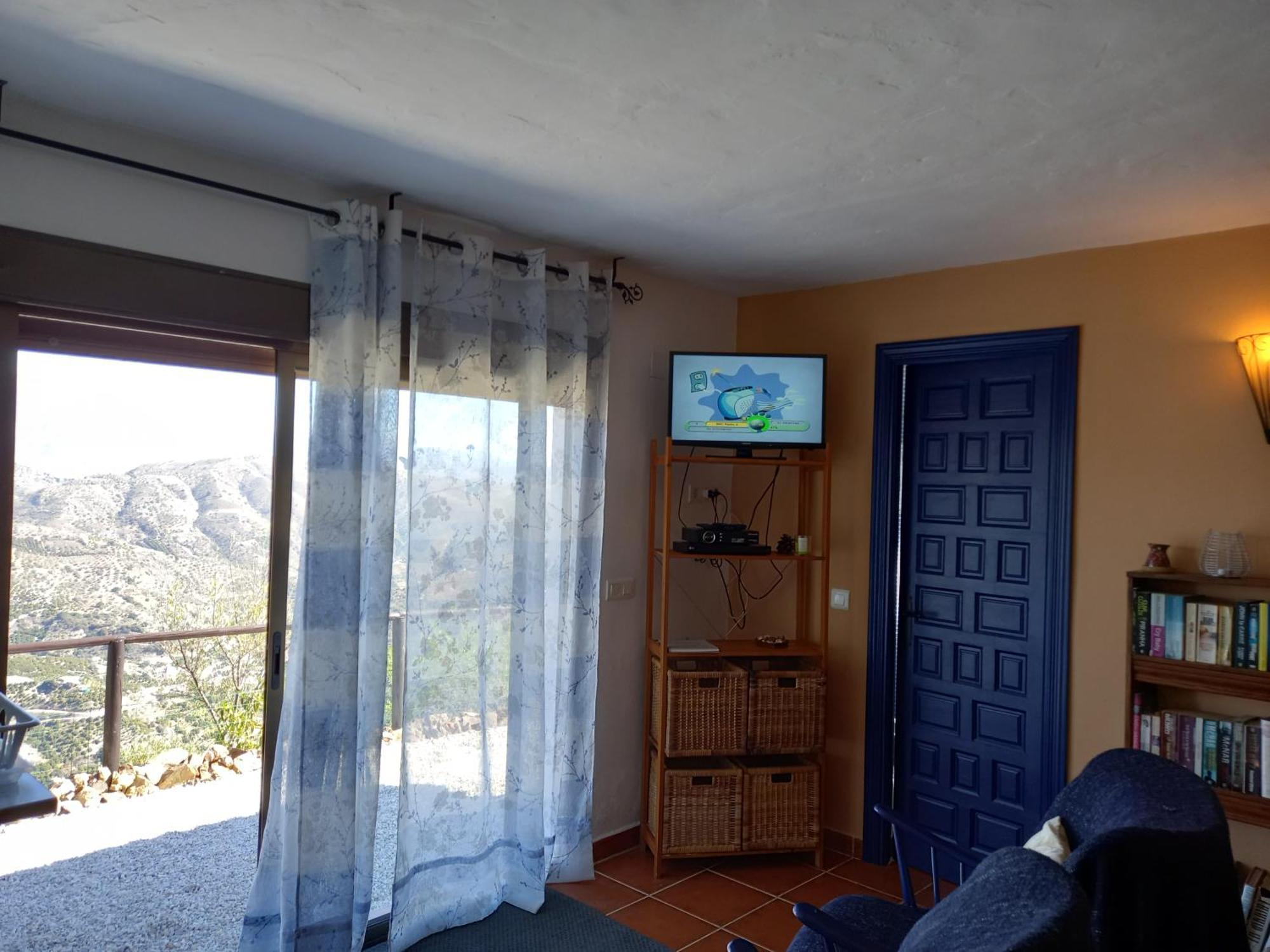 Vine Ridge Studio And Apartment Comares Екстериор снимка